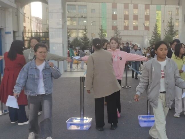 微信图片_2025-11-13_174042_613.jpg
